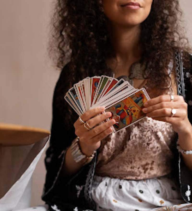 Ver Teléfono de Tarot del Amor Clara Vega